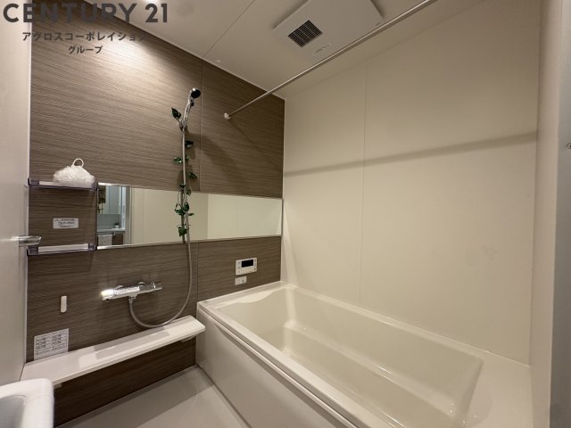 バス・シャワールーム　追い焚き機能付き