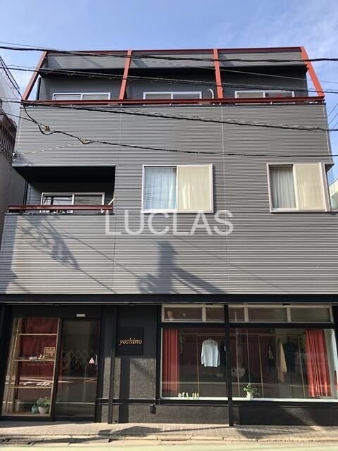 建物外観　『想いの先を照らし出す。』信頼が必要だからこそ、ルクラスへお