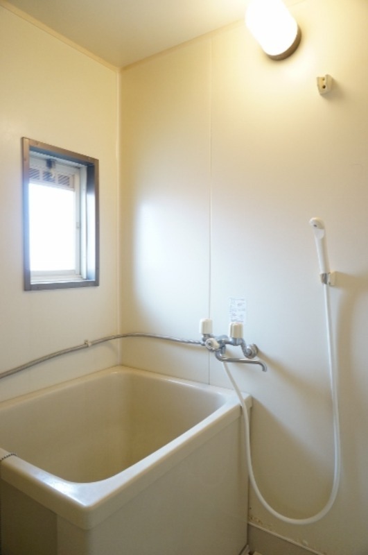 バス・シャワールーム　図面と現状が相違がある場合には現状を優先