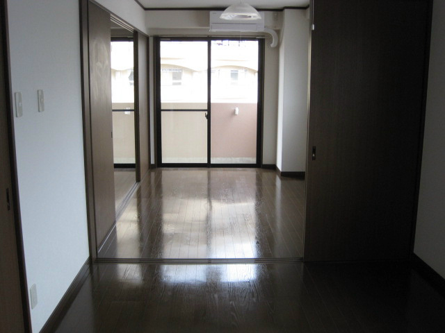 居室・リビング　同型タイプ