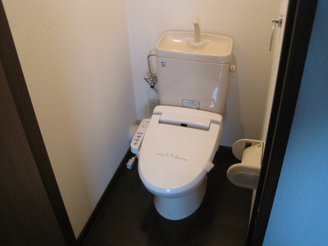 トイレ　同型タイプ