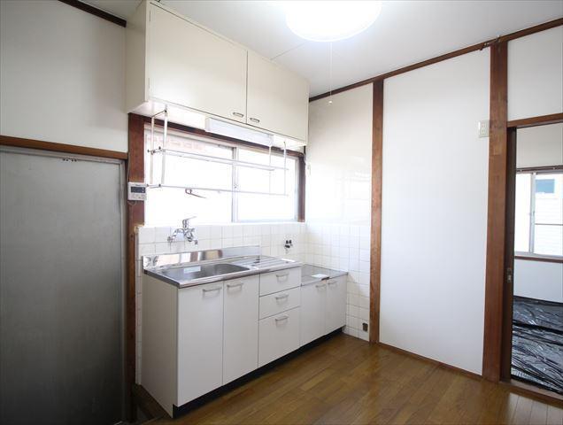 キッチン　松山市ひばりヶ丘　借家　ＤＫ４．５帖