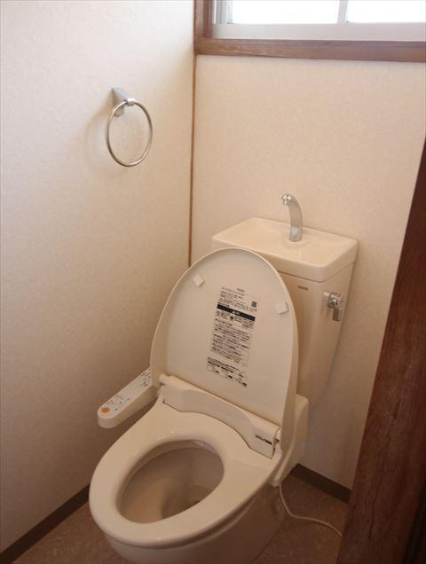 トイレ　松山市ひばりヶ丘　借家　ＷＣ