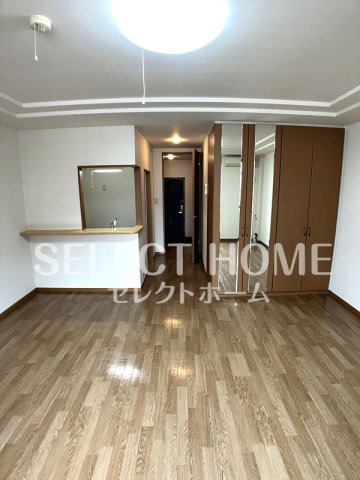 居室・リビング　同型タイプ ゆったりとしたリビングです