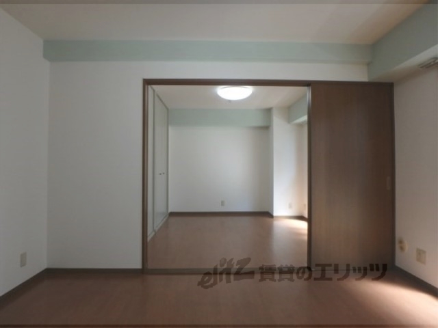 居室・リビング　居室