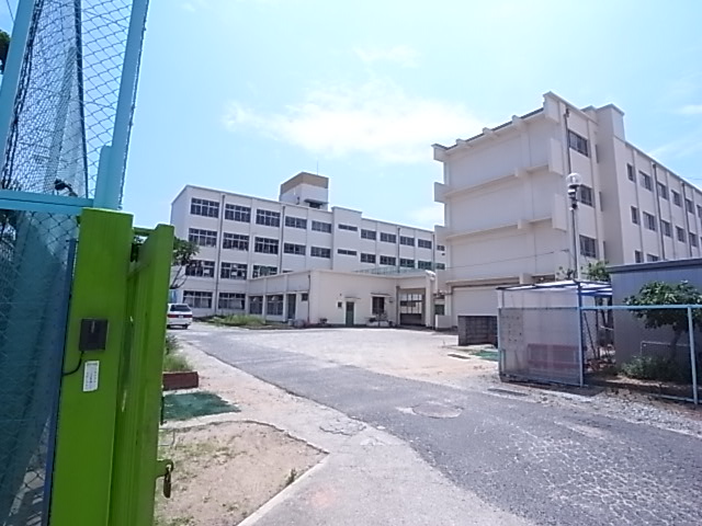 小学校　東落合小学校（小学校）まで1323m