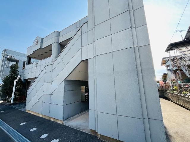 建物外観　外観写真（昼）