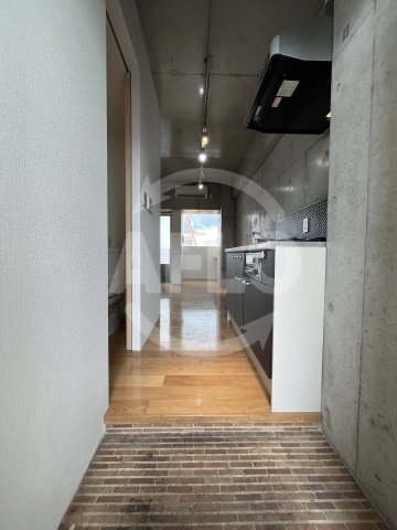 玄関　レオンコンフォート弁天町　玄関