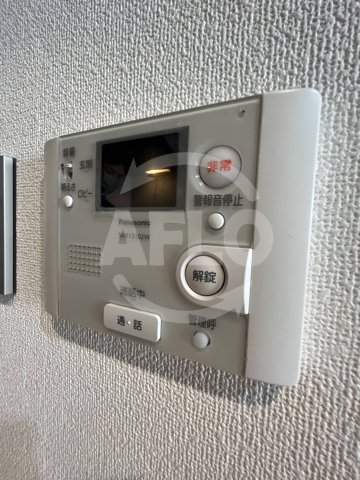 セキュリティ　レオンコンフォート弁天町　テレビ付きモニターホン