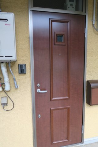玄関　玄関ドア