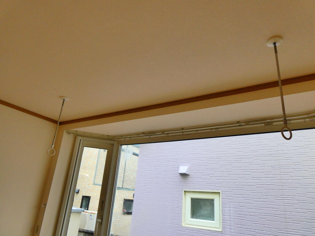 その他　室内物干しあり