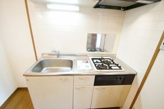 キッチン　料理が好きな方におすすめの「２口ガスシステムキッチン」