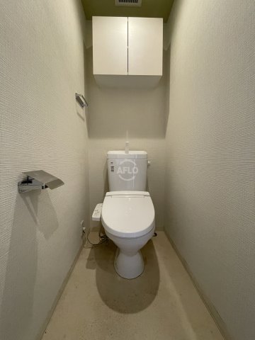 トイレ　クリアクレセント住之江　温水洗浄便座