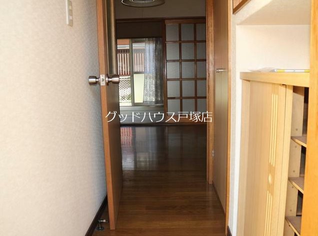 玄関　別部屋参照