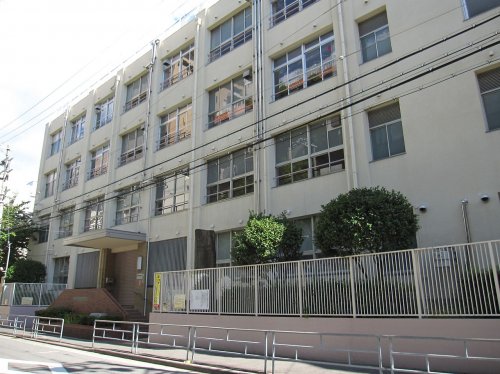 小学校　大阪市立西船場小学校（小学校）まで421m