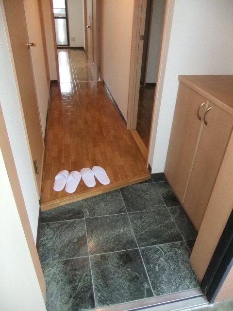 玄関　シューズボックス付き