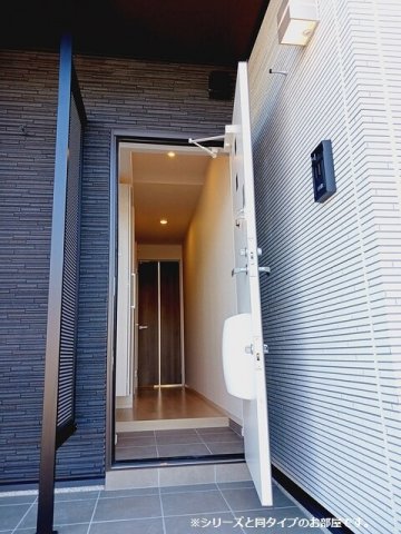 玄関　明るい玄関です