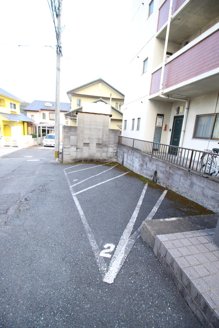 駐車場　☆駐車場☆