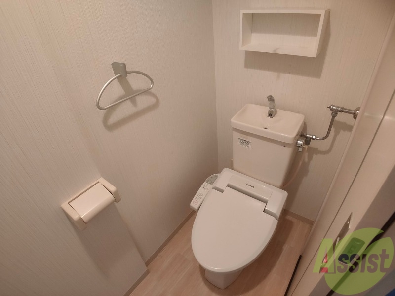 トイレ　こちらはトイレです。清潔感があり、安心して使用できます。