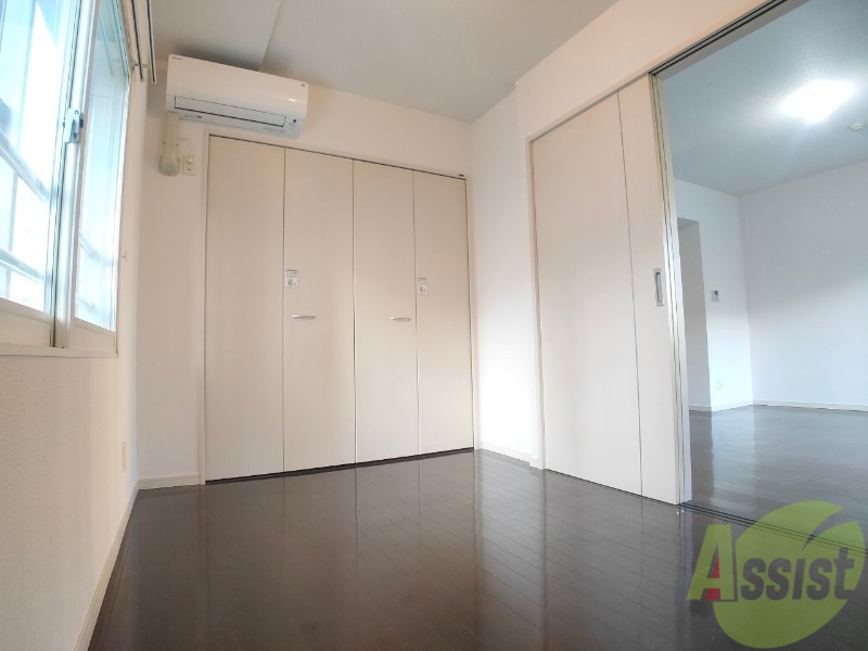 その他部屋・スペース　洋室の家具の配置を考えてみるのも楽しいですよ。