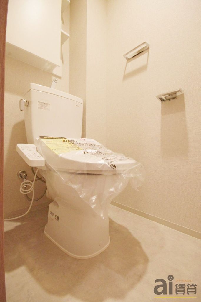 トイレ　※別号室写真です