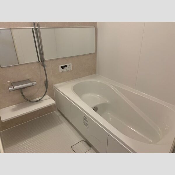 バス・シャワールーム　きれいなお風呂です