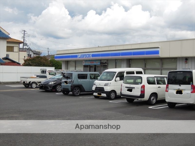 コンビニ　ローソン（コンビニ）まで749m