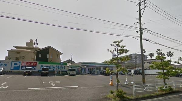 コンビニ　ファミリーマート日ノ出町店（コンビニ）まで433m