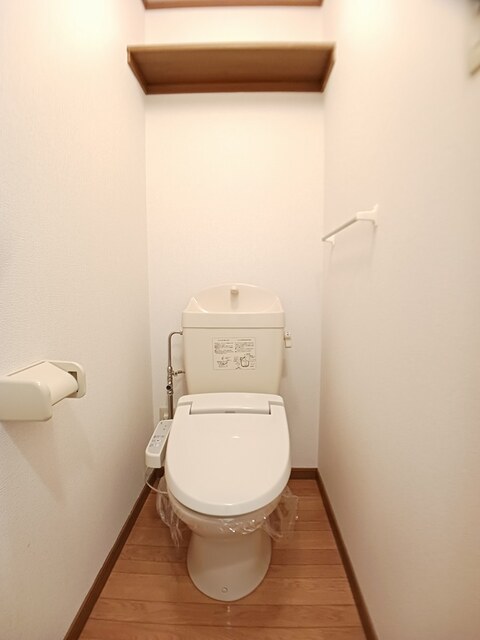 トイレ　トイレ