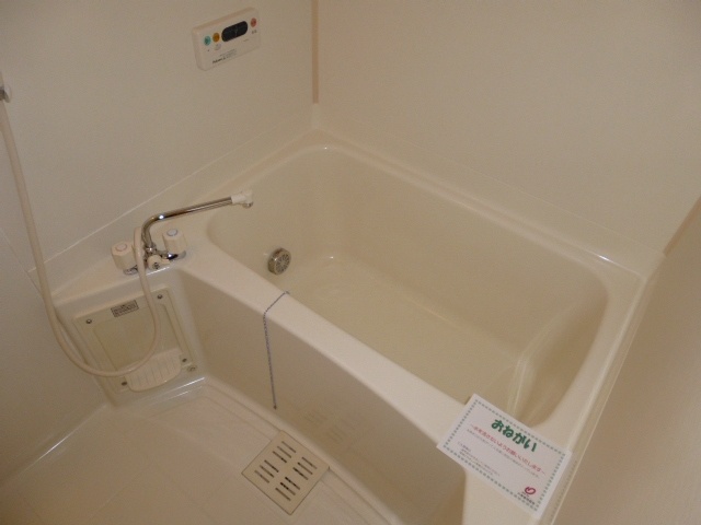 バス・シャワールーム　追い焚きバス