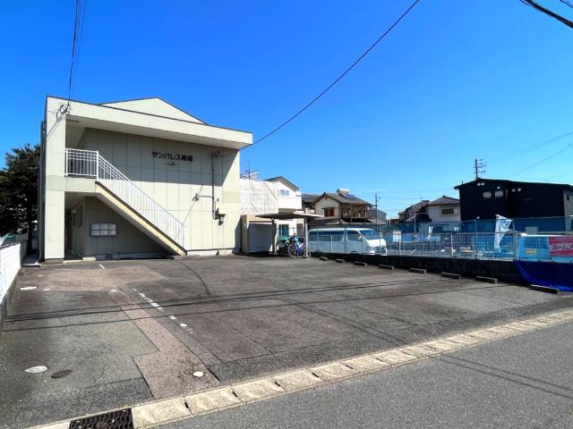 駐車場　外観写真（昼）
