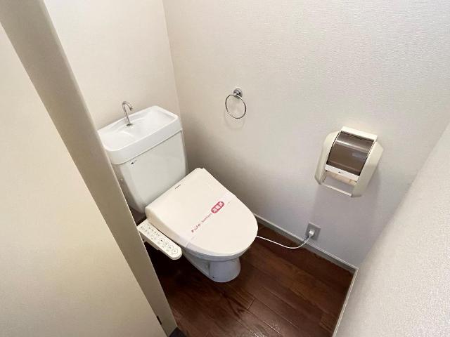 トイレ　シャワー付トイレ