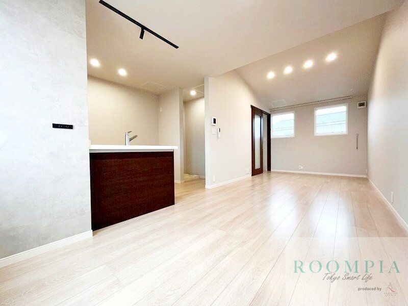 居室・リビング　物件画像