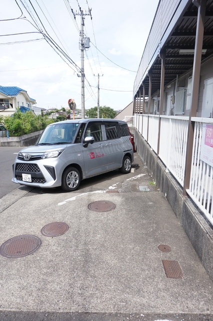 駐車場　敷地内駐車場　※要空確認
