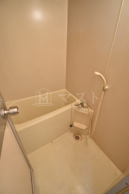 バス・シャワールーム　他号室参考写真です