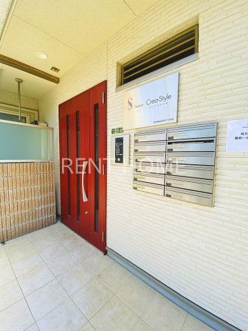 エントランス　オートロック完備