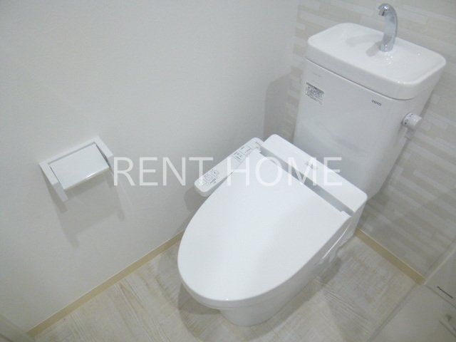 トイレ　ウォシュレット付き