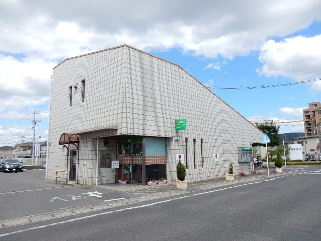 銀行　トマト銀行 竜操支店（銀行）まで356m