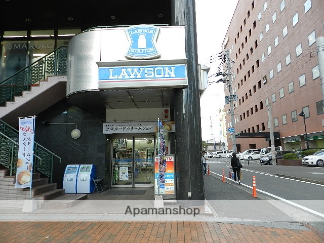 コンビニ　ローソン小倉駅北口店（コンビニ）まで114m