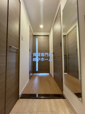 玄関　落ち着いた玄関です