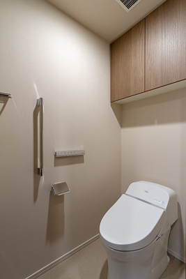 トイレ　同物件・別タイプ3LDKの室内　イメージとして