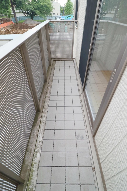 バルコニー　図面と現状に相違がある場合には現状を優先