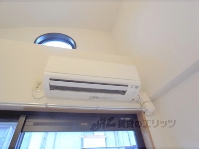 その他設備　綺麗なエアコンです。