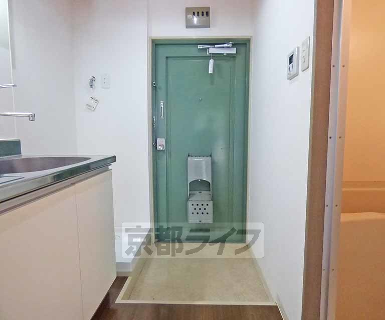 玄関　玄関です。