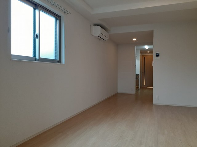 居室・リビング　エアコン付きで初期費用を抑えられます！