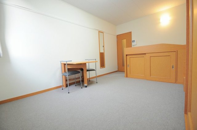 居室・リビング　実際のお部屋と異なる場合がございます。