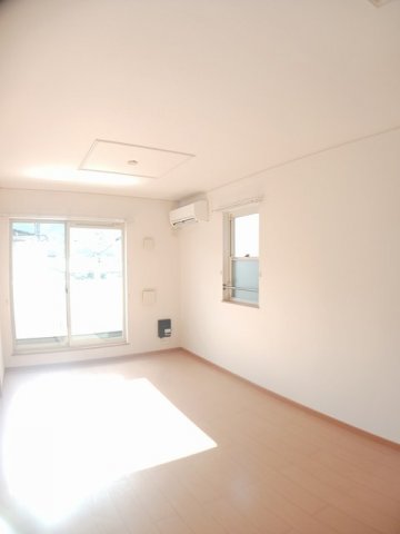 居室・リビング　使いやすいリビングです