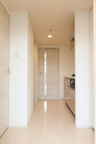 玄関　※別部屋参考写真