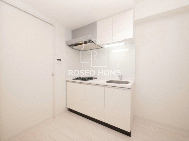 キッチン　同マンション別部屋：参考写真