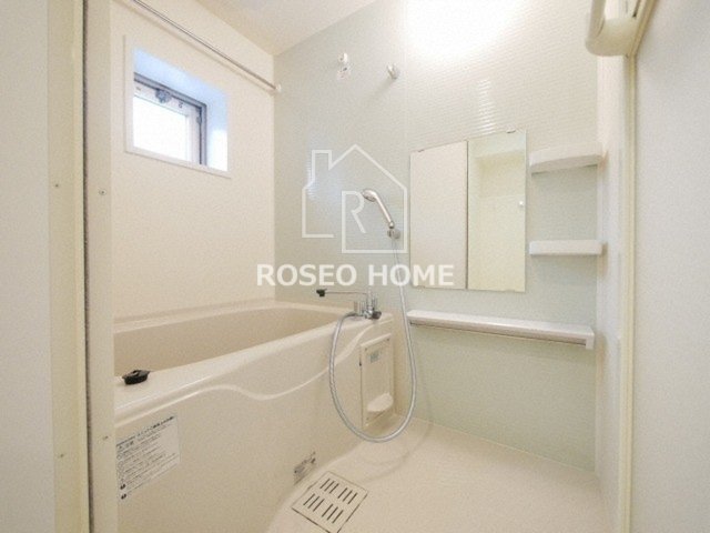 バス・シャワールーム　同マンション別部屋：参考写真